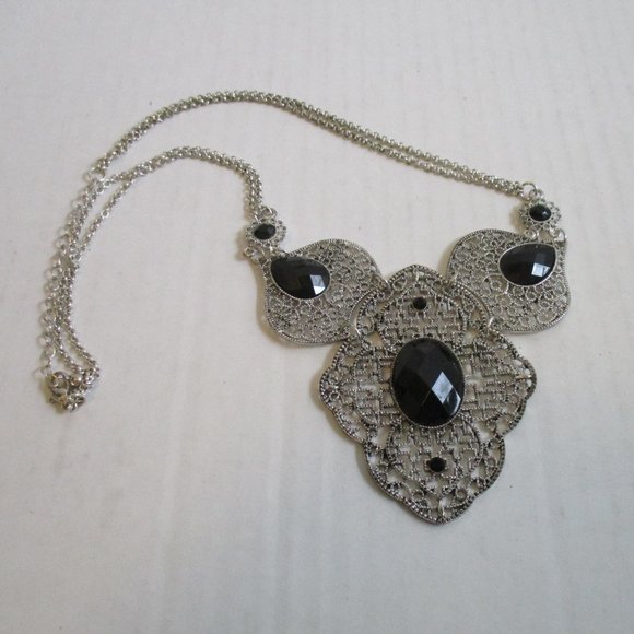 *BOHO Silver Filigree and Black Faceted Gems Necklace - Picture 1 of 5